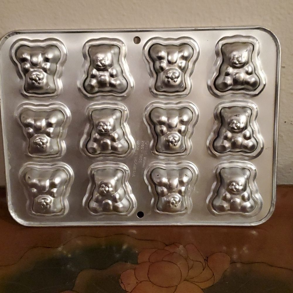 1994 Wilton Teddy Bear Mold